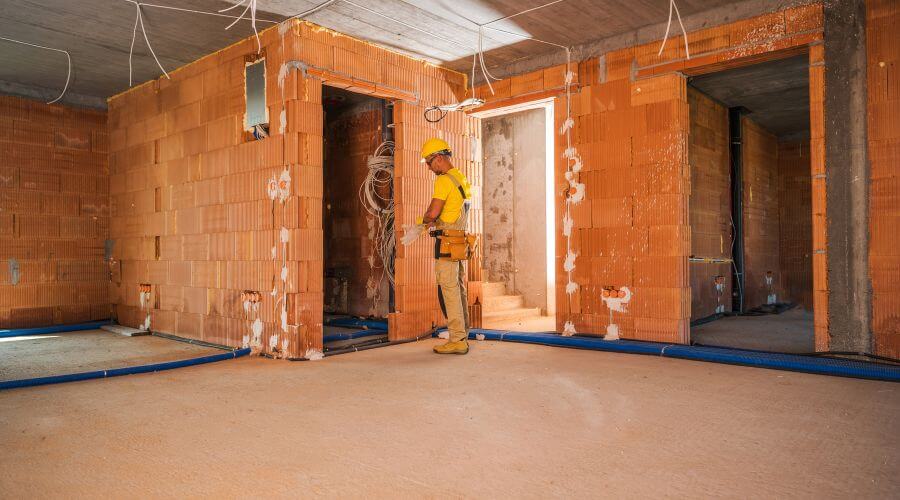 Expert Emergency Roof Repairs services in Delhi, IA